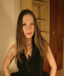 <p class='ppt-number'> 221 779</p><p class='ppt-pricing-de'>1,99 Euro/Min.</p>