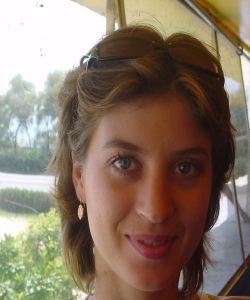 <p class='ppt-number'>11895 + Frage nach Andrea</p><p class='ppt-pricing-de'>1,99 Euro/Min. aus dem dt. Festnetz/Mobilfunknetz abweichend</p>