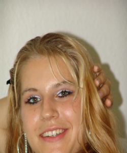 <p class='ppt-number'> 09005 66 55 50 0500</p><p class='ppt-pricing-de'>1,99 Euro/Min. im dt. Festnetz - Mobilnetz ggf. abweichend</p>