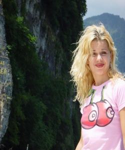 <p class='ppt-number'> 09005 66 55 50 10</p><p class='ppt-pricing-de'>1,99 Euro/Min. im dt. Festnetz - Mobilnetz ggf. abweichend</p>