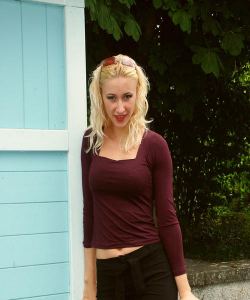 <p class='ppt-number'> 09005 66 55 50 7</p><p class='ppt-pricing-de'>1,99 Euro/Min. im dt. Festnetz - Mobilnetz ggf. abweichend</p>